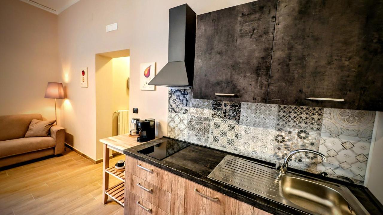 Sea Lion Appartement Trani Buitenkant foto